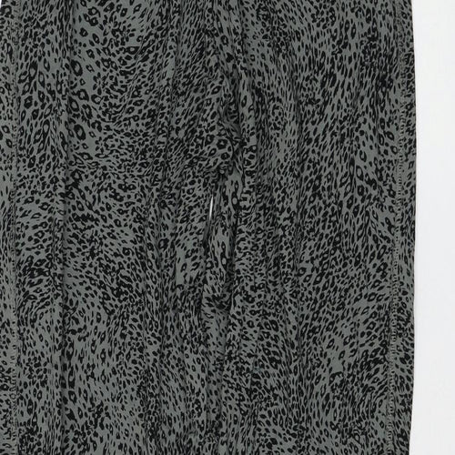 Marks and Spencer Womens Green Animal Print Viscose Jogger Trousers Size 6 L25 in Regular