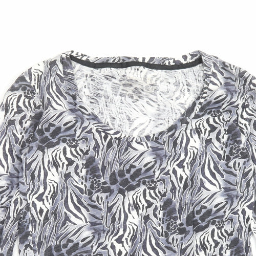 Atmosphere Womens Green Animal Print Cotton Basic T-Shirt Size 14 Scoop Neck