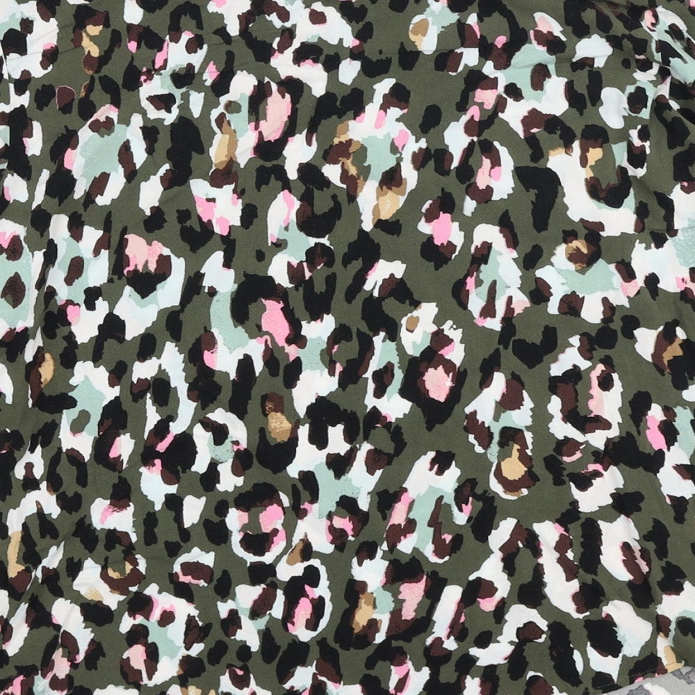 Marks and Spencer Womens Green Animal Print Viscose Basic Blouse Size 20 Round Neck
