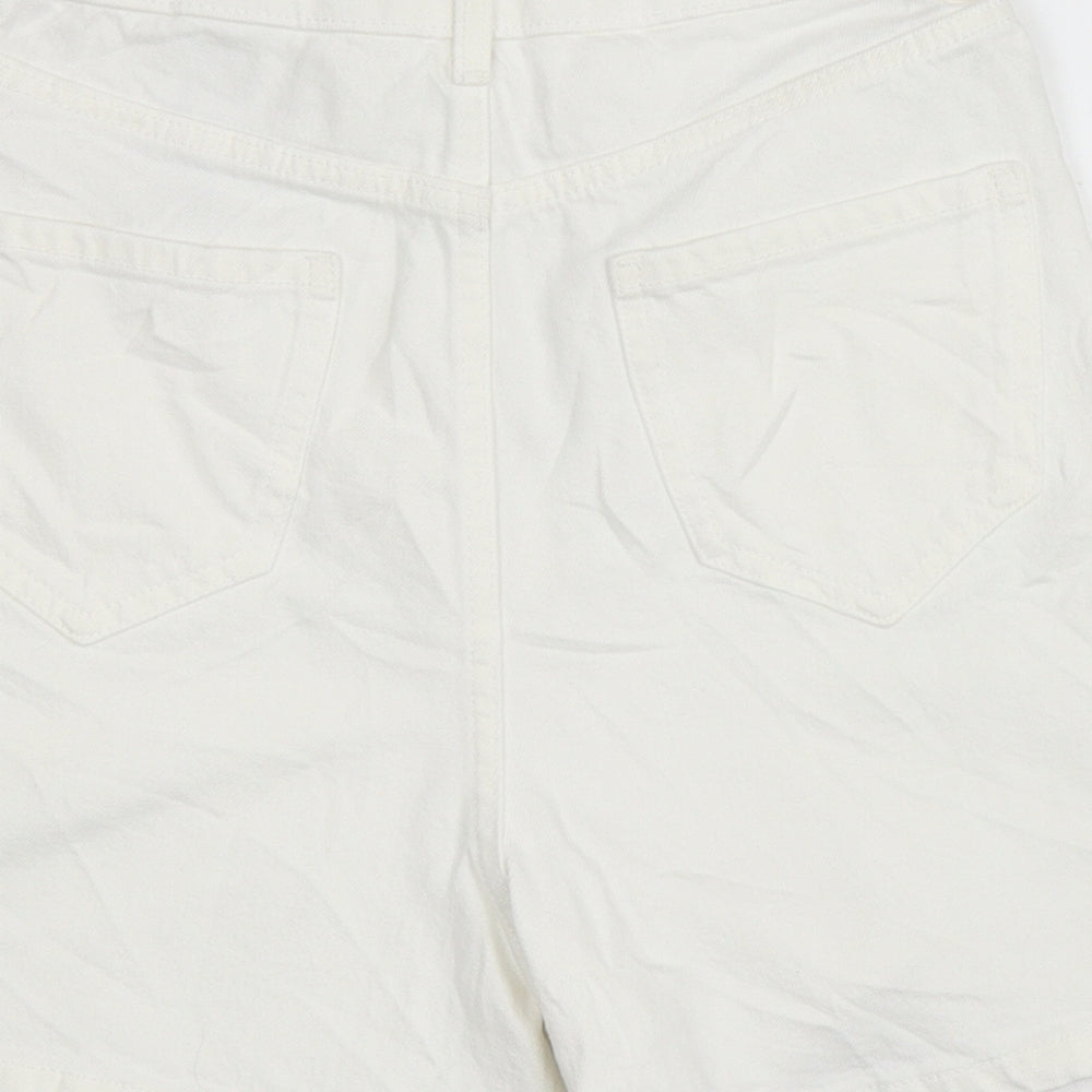 Marks and Spencer Womens White Cotton Mom Shorts Size 6 L4 in Regular Zip