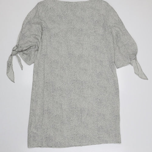 H&M Womens White Polka Dot Viscose Shift Size 10 Round Neck Pullover