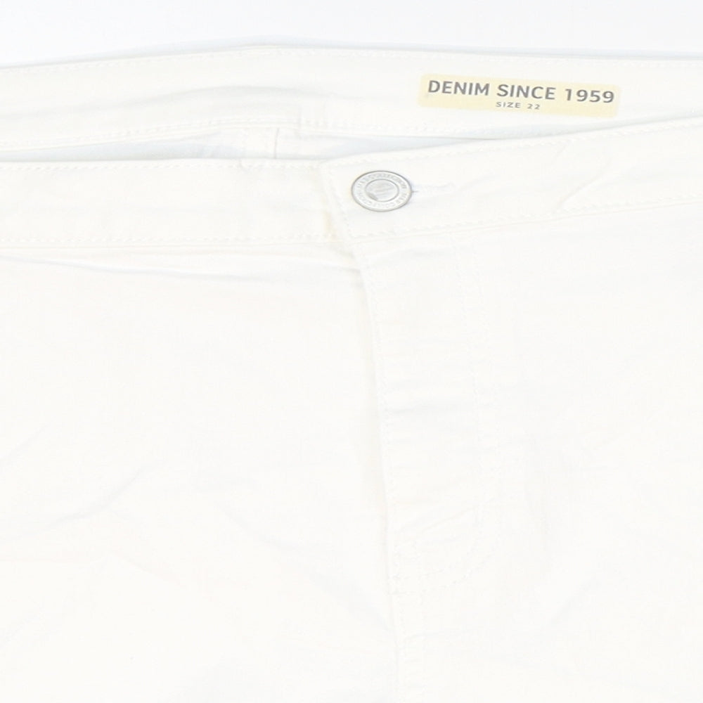 Marks and Spencer Womens White Cotton Boyfriend Shorts Size 22 Regular Zip