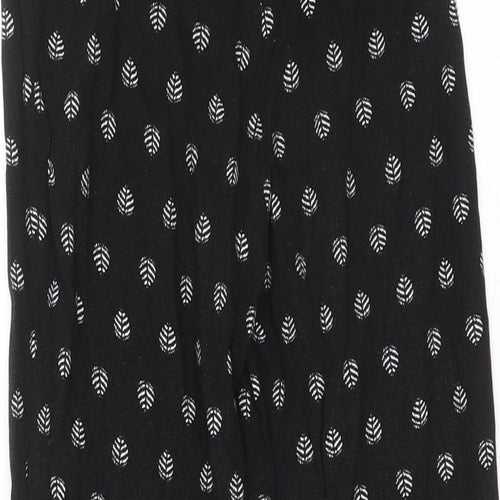 LC Waikiki Girls Black Geometric 100% Viscose Bloomer Trousers Size 8-9 Years L20 in Regular Drawstring
