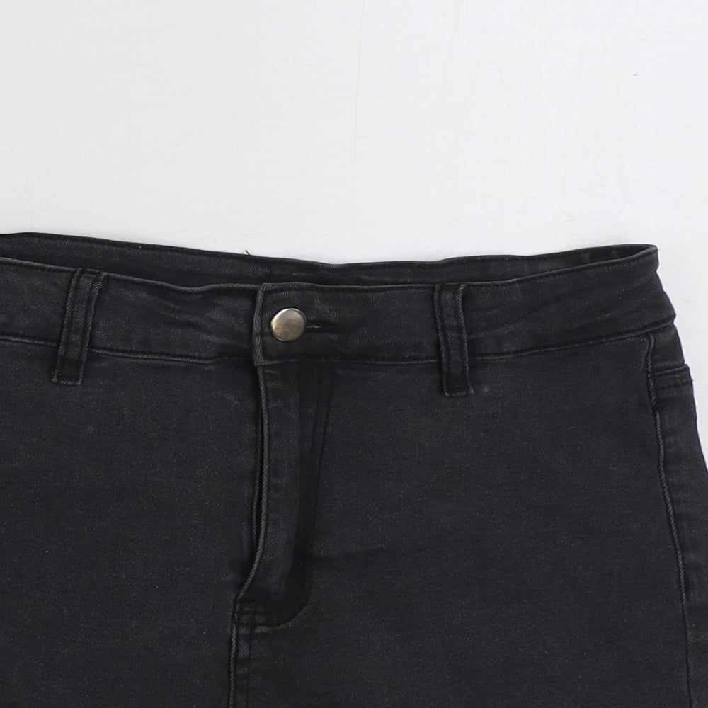 PRETTYLITTLETHING Womens Black Cotton Hot Pants Shorts Size 12 Regular Button
