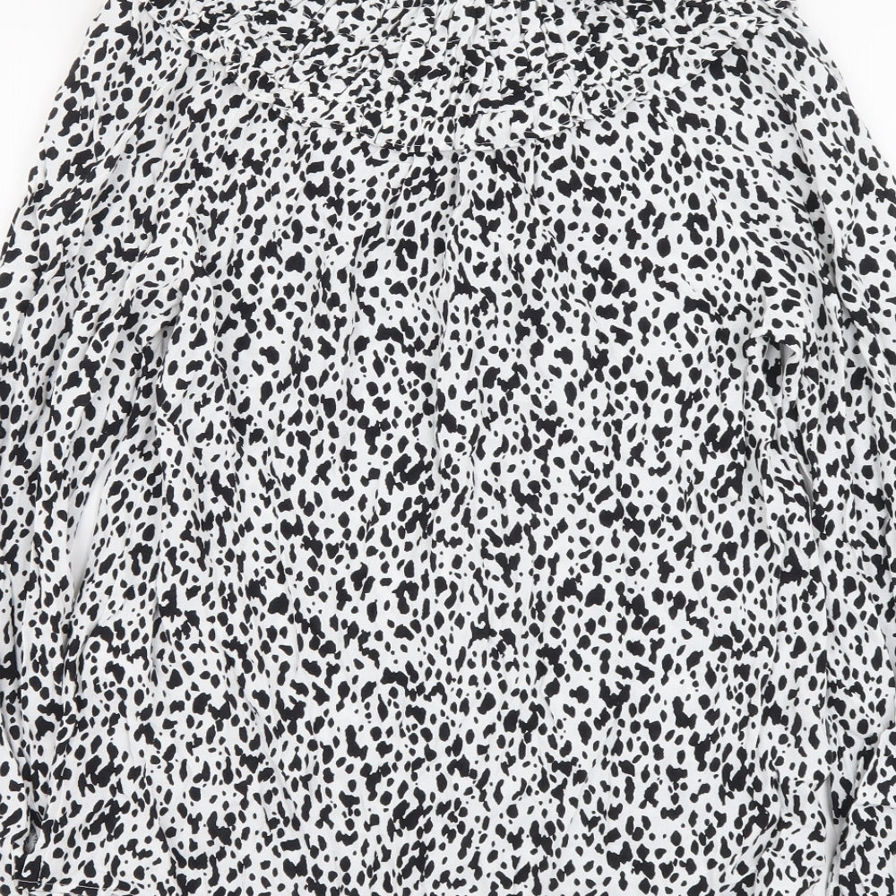 Marks and Spencer Womens White Geometric Viscose Basic Blouse Size 6 Round Neck