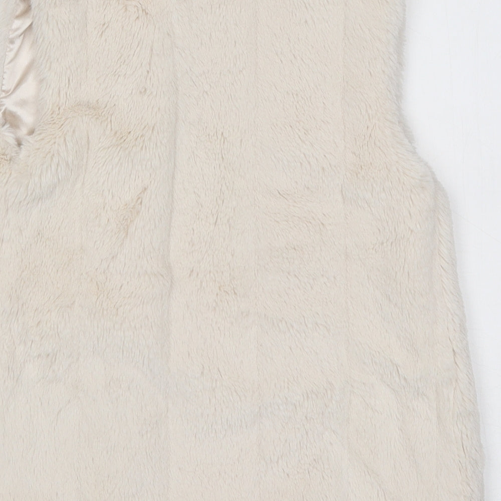 Primark Girls Beige Gilet Jacket Size 5-6 Years Button - Faux fur