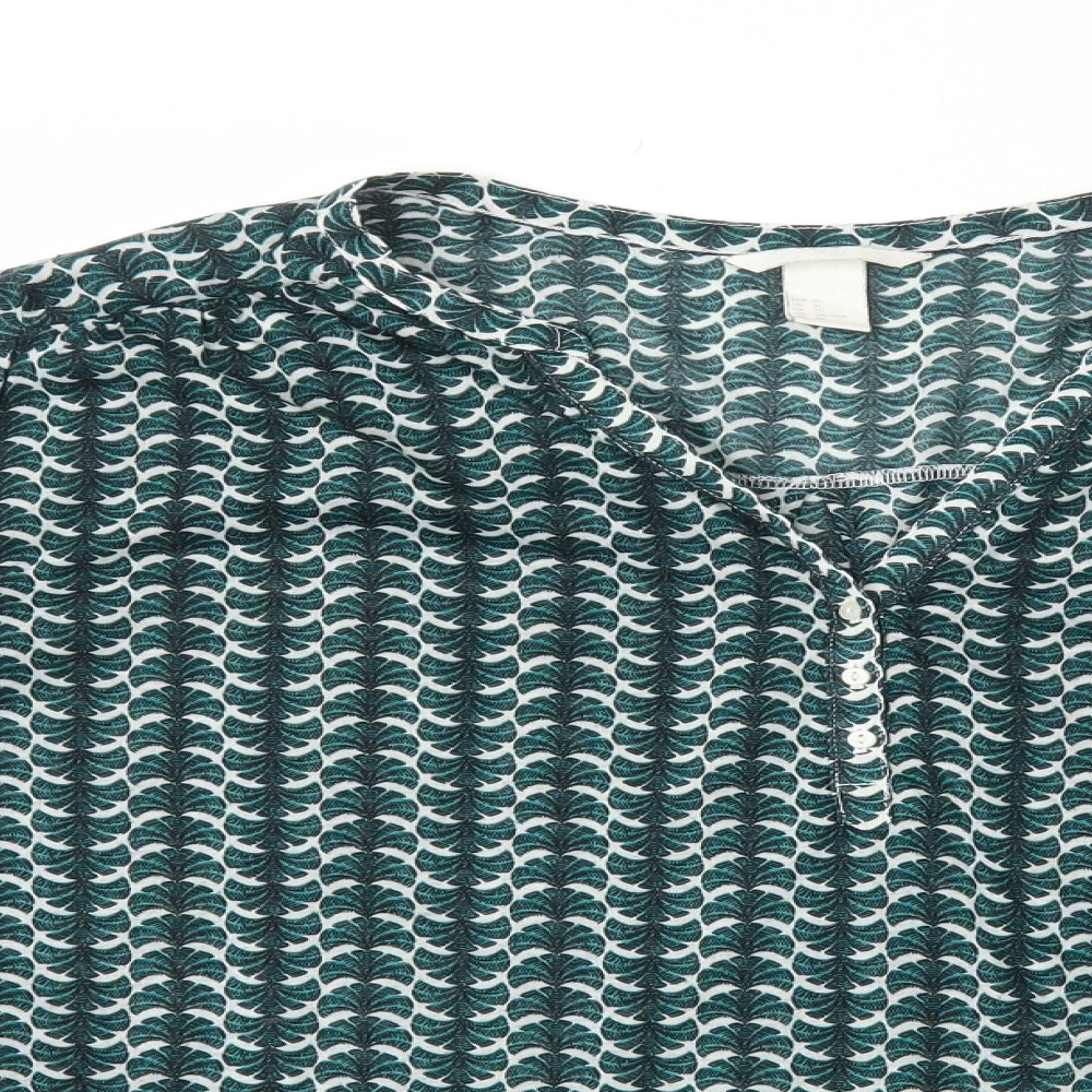 H&M Womens Green Geometric Polyester Basic Blouse Size XL V-Neck