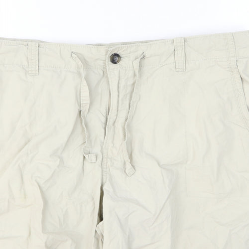 Gap Mens Beige Cotton Cargo Shorts Size 40 in L11 in Regular Zip