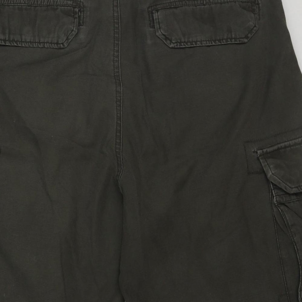 Cedar Wood State Mens Green Cotton Cargo Shorts Size 32 in L10 in Regular Button