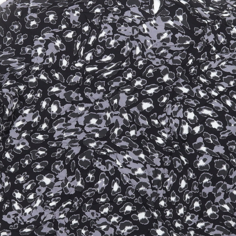 Marks and Spencer Womens Black Geometric Viscose Basic T-Shirt Size 20 Crew Neck