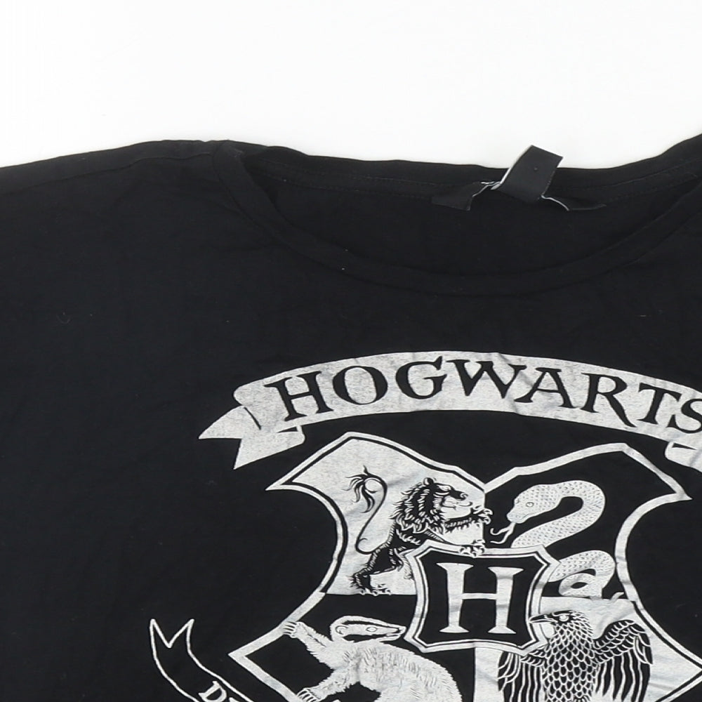 New Look Girls Black Polyester Cropped T-Shirt Size 14-15 Years Boat Neck Pullover - Hogwarts