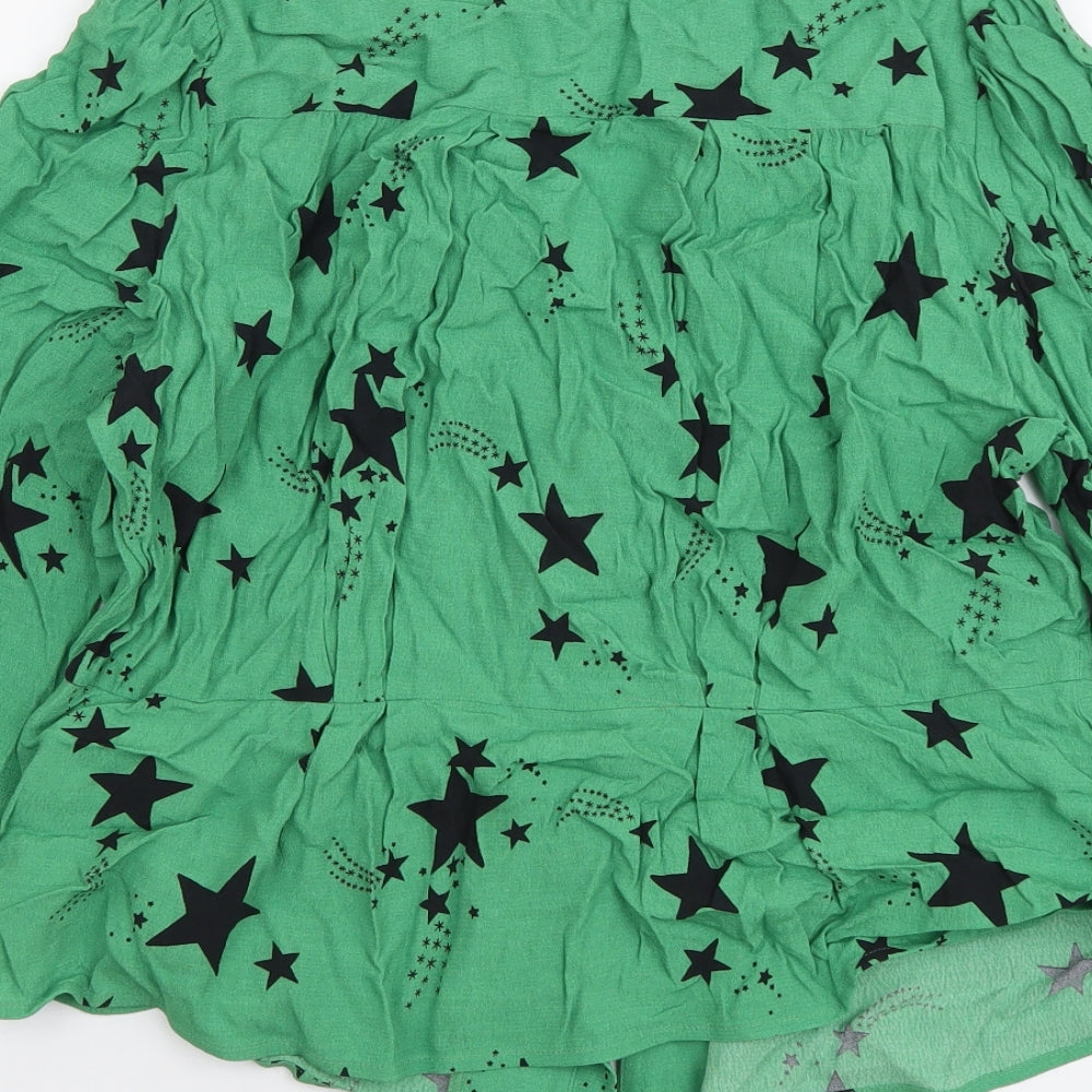 Marks and Spencer Womens Green Geometric Viscose Basic Button-Up Size 16 V-Neck - Stars pattern