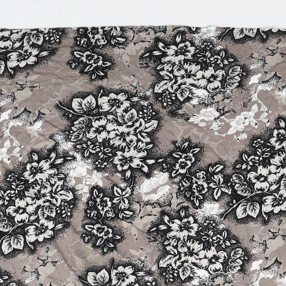 Bonmarché Womens Beige Floral Viscose Basic T-Shirt Size 20 Scoop Neck