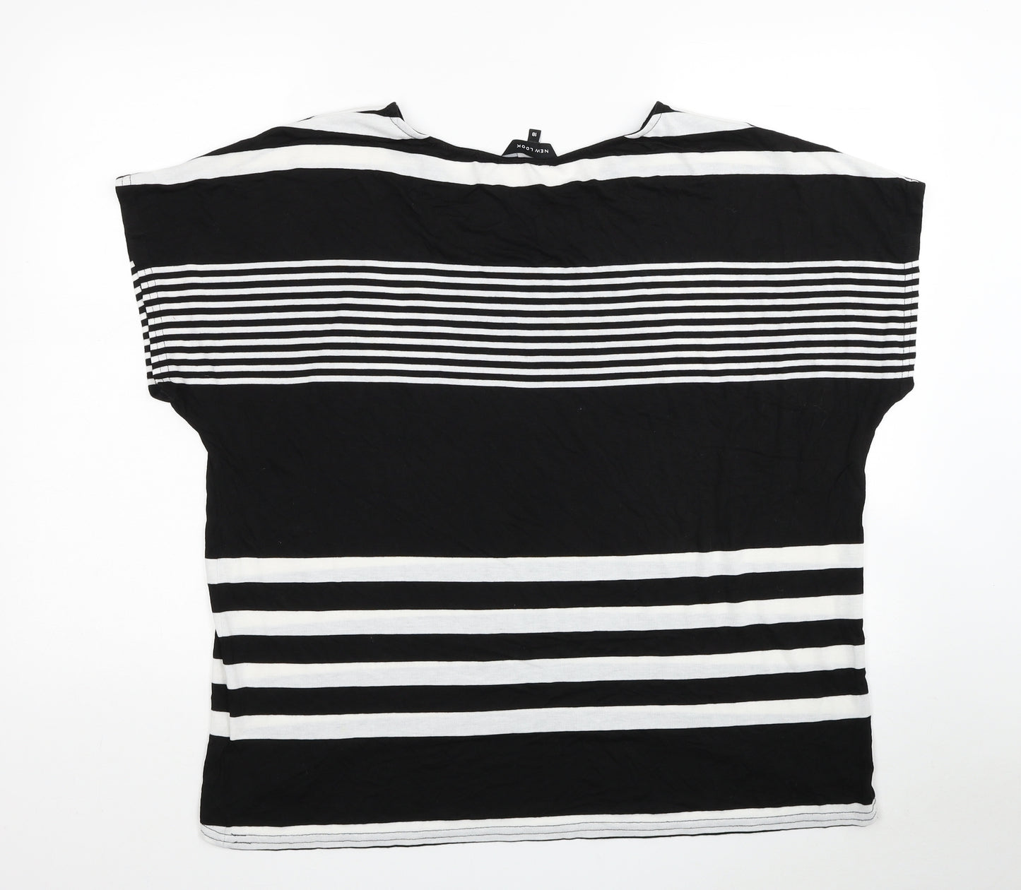 New Look Womens Black Striped Viscose Basic T-Shirt Size 18 Round Neck