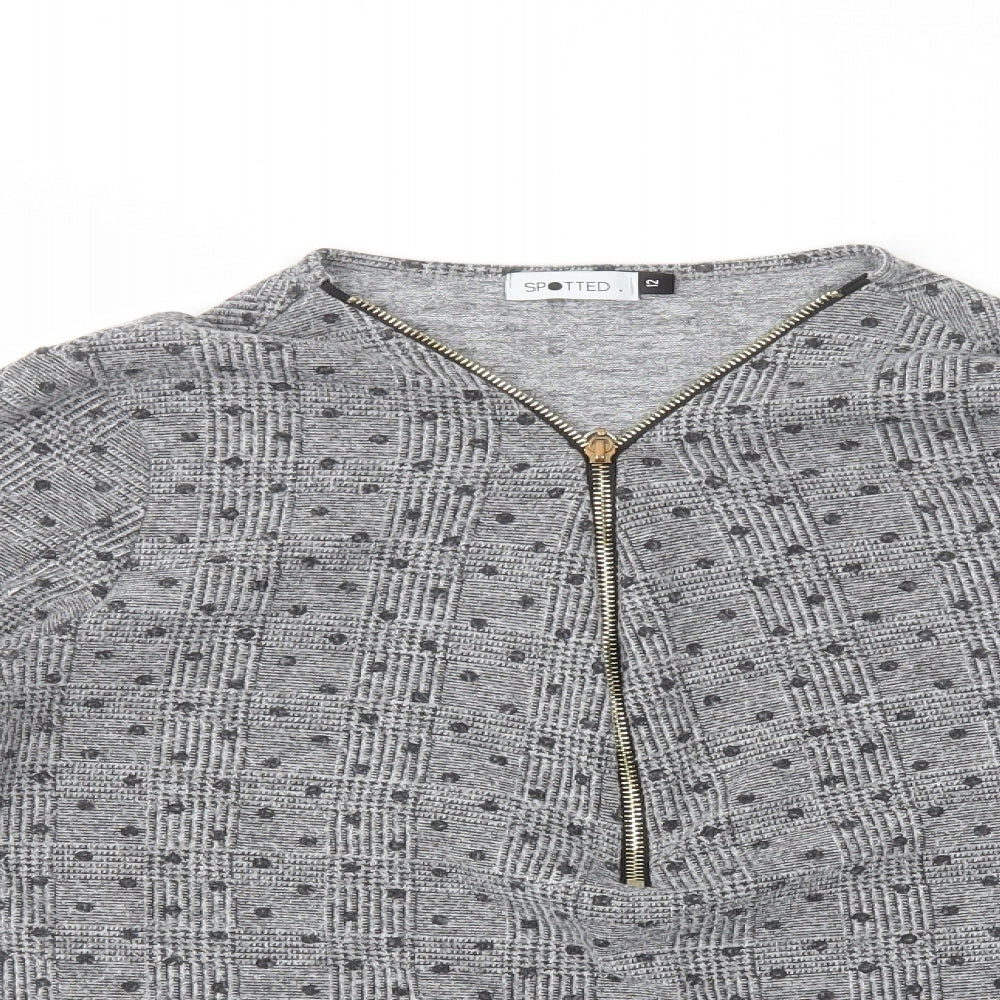 Spotted Womens Grey Geometric Polyester Basic T-Shirt Size 12 V-Neck