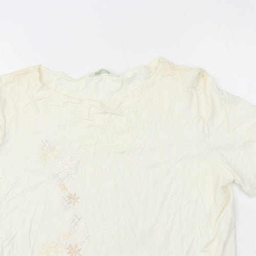 Marks and Spencer Womens White Floral Viscose Basic T-Shirt Size 16 Round Neck - Flower Embroidery