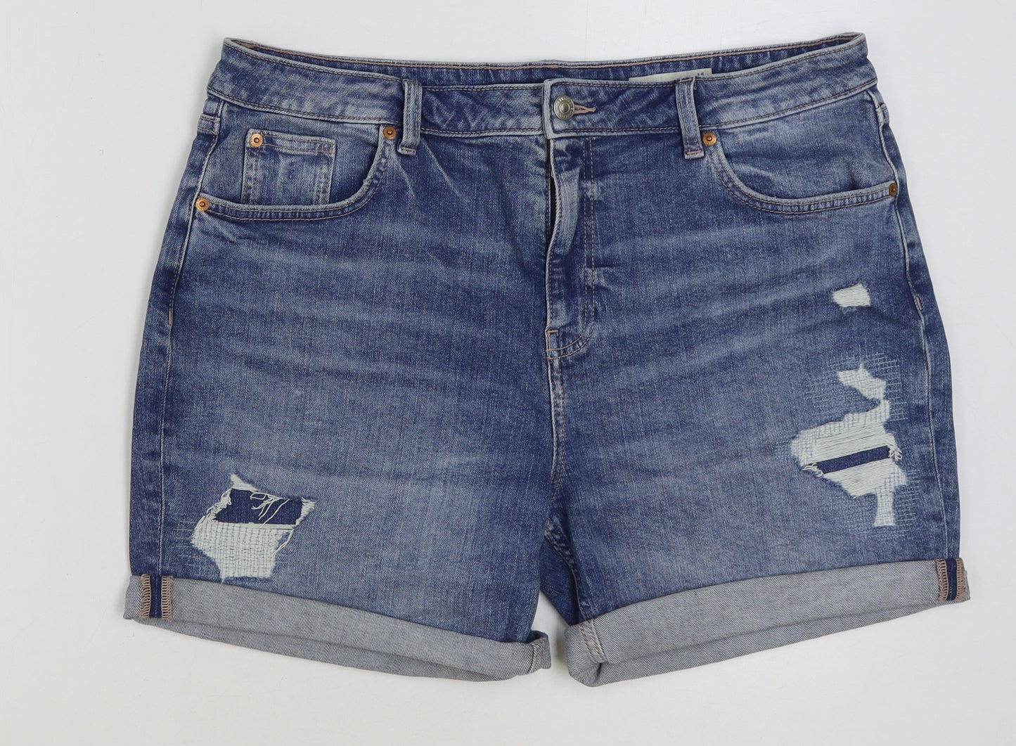 Marks and Spencer Womens Blue Cotton Bermuda Shorts Size 16 L5 in Regular Button - Distressed