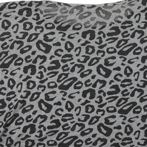 Marks and Spencer Womens Grey Animal Print Polyester Basic T-Shirt Size 22 Round Neck - Leopard Print