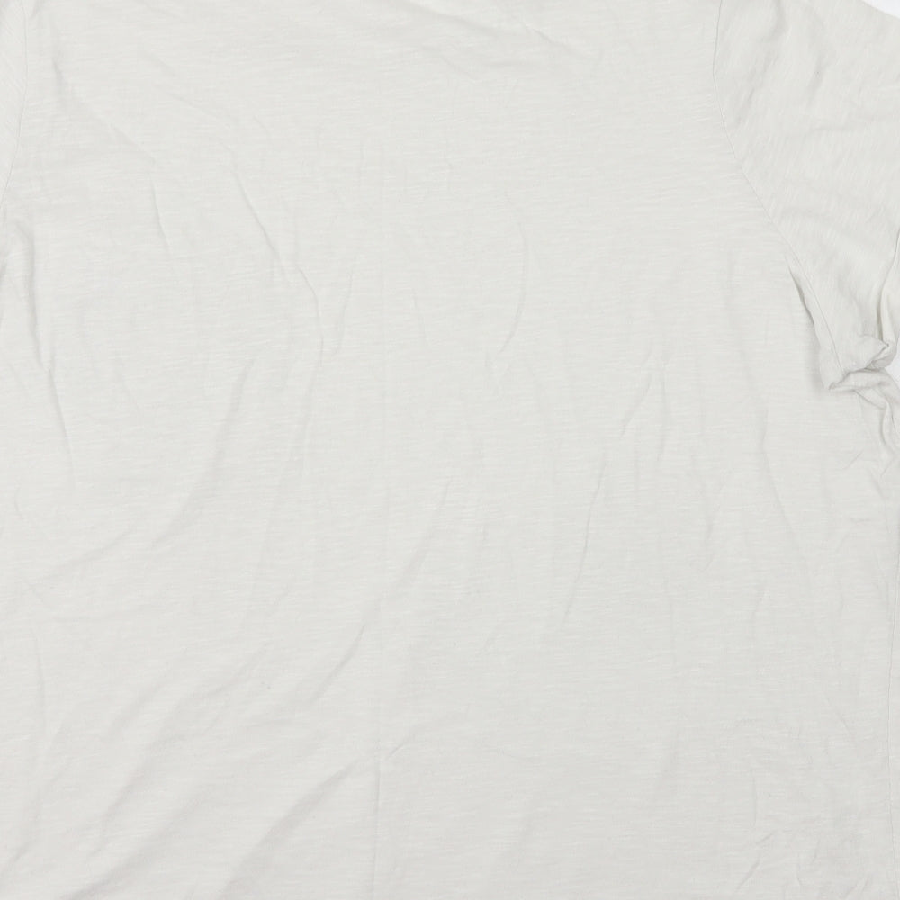 Preworn Womens White Polyester Basic T-Shirt Size 16 Round Neck