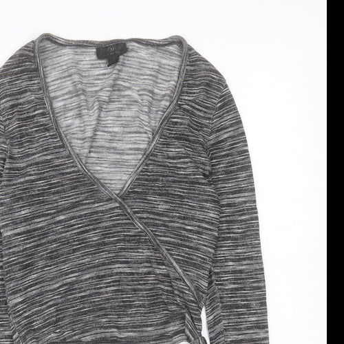 Tophop Womens Grey Viscose Cropped T-Shirt Size 6 V-Neck