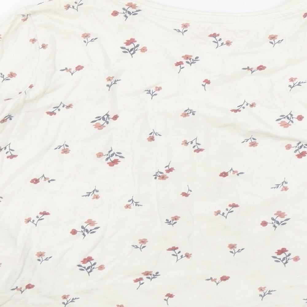 Primark Girls White Floral Viscose Basic T-Shirt Size 6-7 Years Round Neck Pullover