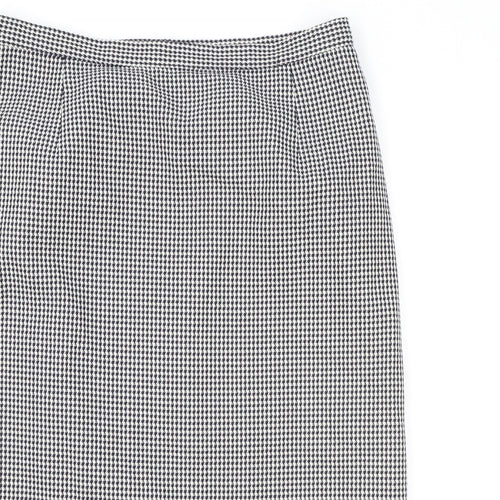 Marks and Spencer Womens White Geometric Polyester A-Line Skirt Size 16 Zip