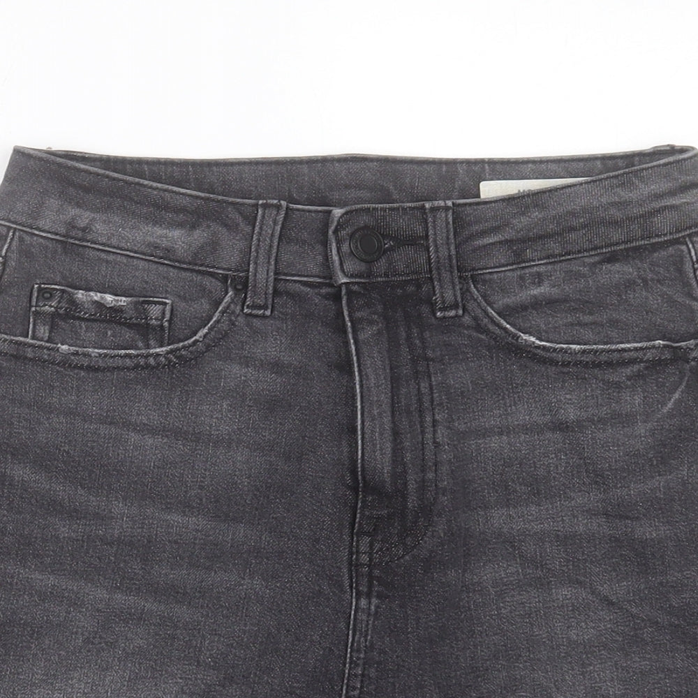 Marks and Spencer Womens Black Cotton Boyfriend Shorts Size 6 L4 in Regular Button