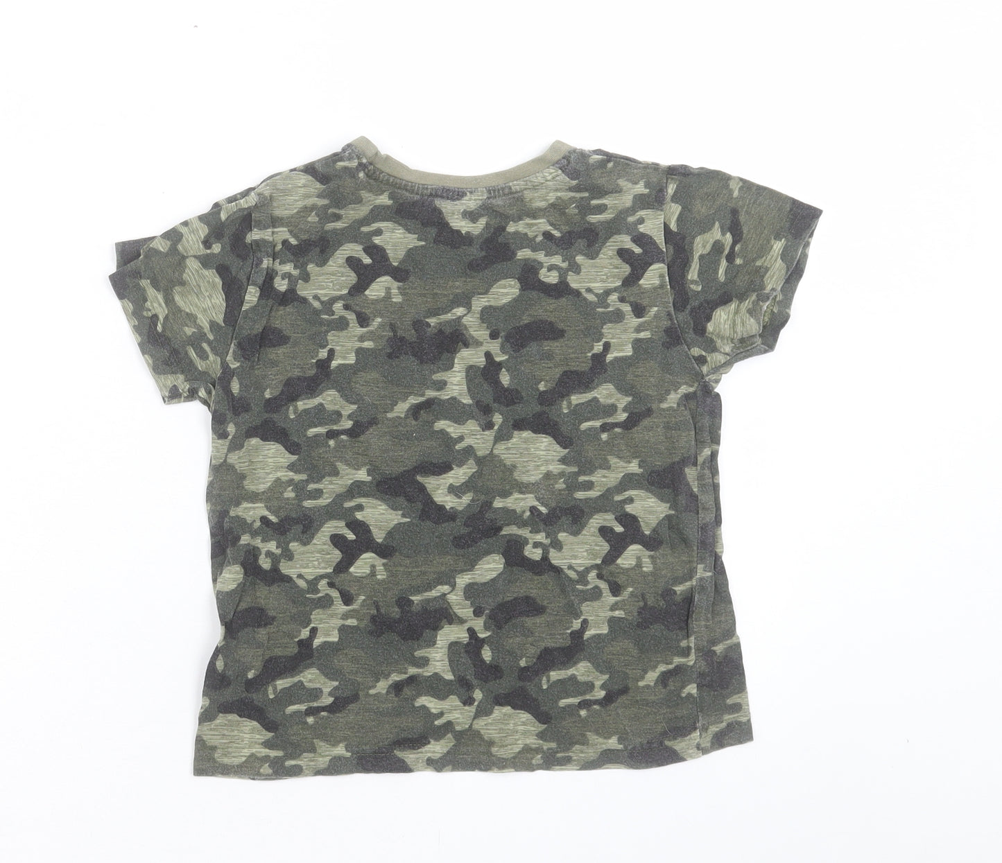 Primark Boys Green Camouflage Cotton Basic T-Shirt Size 5-6 Years Crew Neck Pullover