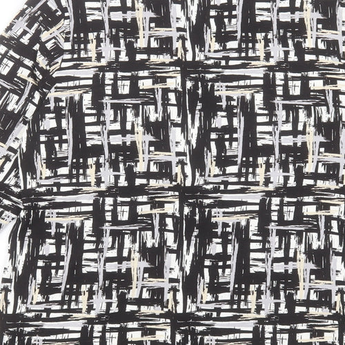 Marks and Spencer Womens Black Geometric Viscose Basic T-Shirt Size 22 V-Neck