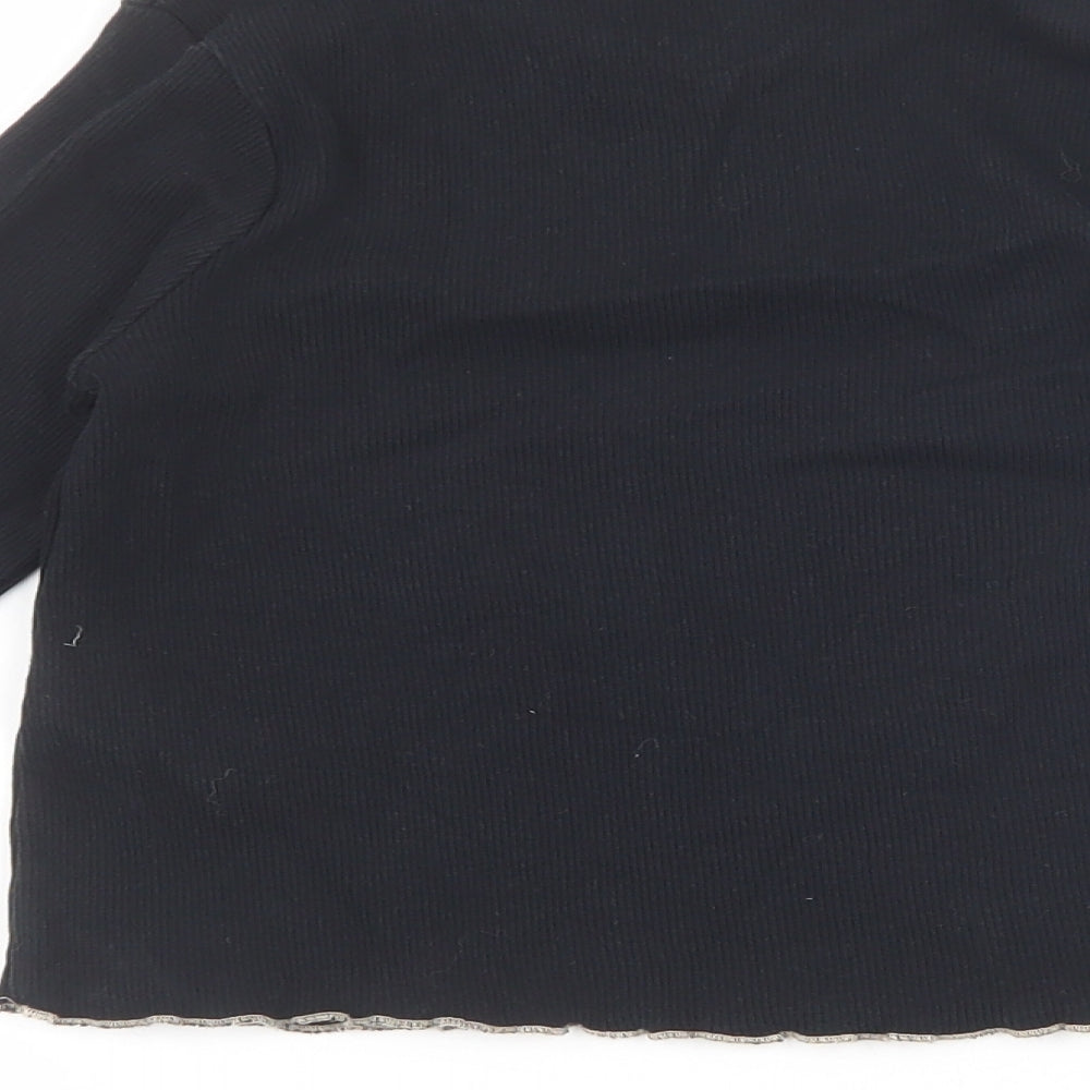 Marks and Spencer Girls Black Cotton Basic T-Shirt Size 6-7 Years Round Neck Pullover - Cat