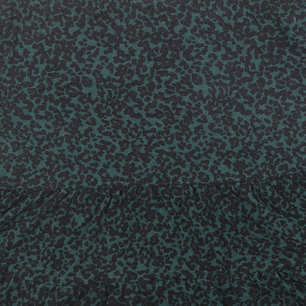 New Look Womens Green Viscose Basic T-Shirt Size 18 Round Neck - Leopard Print