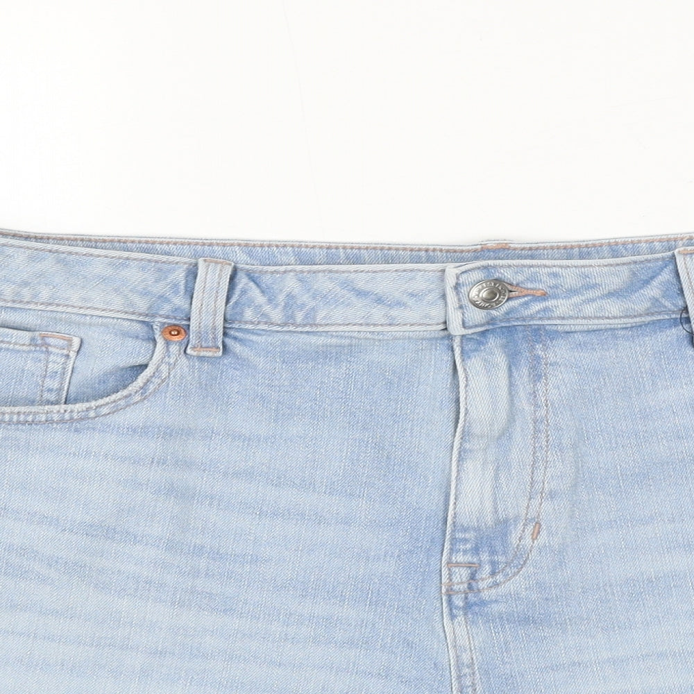 Marks and Spencer Womens Blue Cotton Cut-Off Shorts Size 20 L5 in Regular Zip
