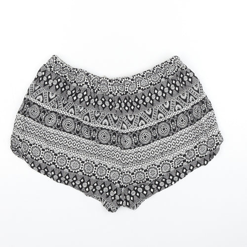 H&M Womens Black Geometric Viscose Hot Pants Shorts Size 8 L3 in Regular Drawstring