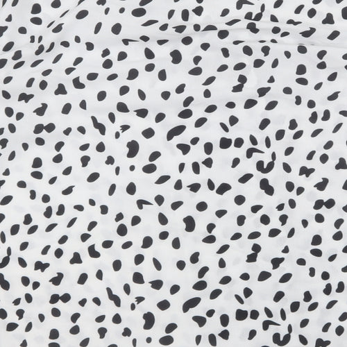 Preworn Womens White Animal Print Polyester Basic Blouse Size L Collared - Spotted