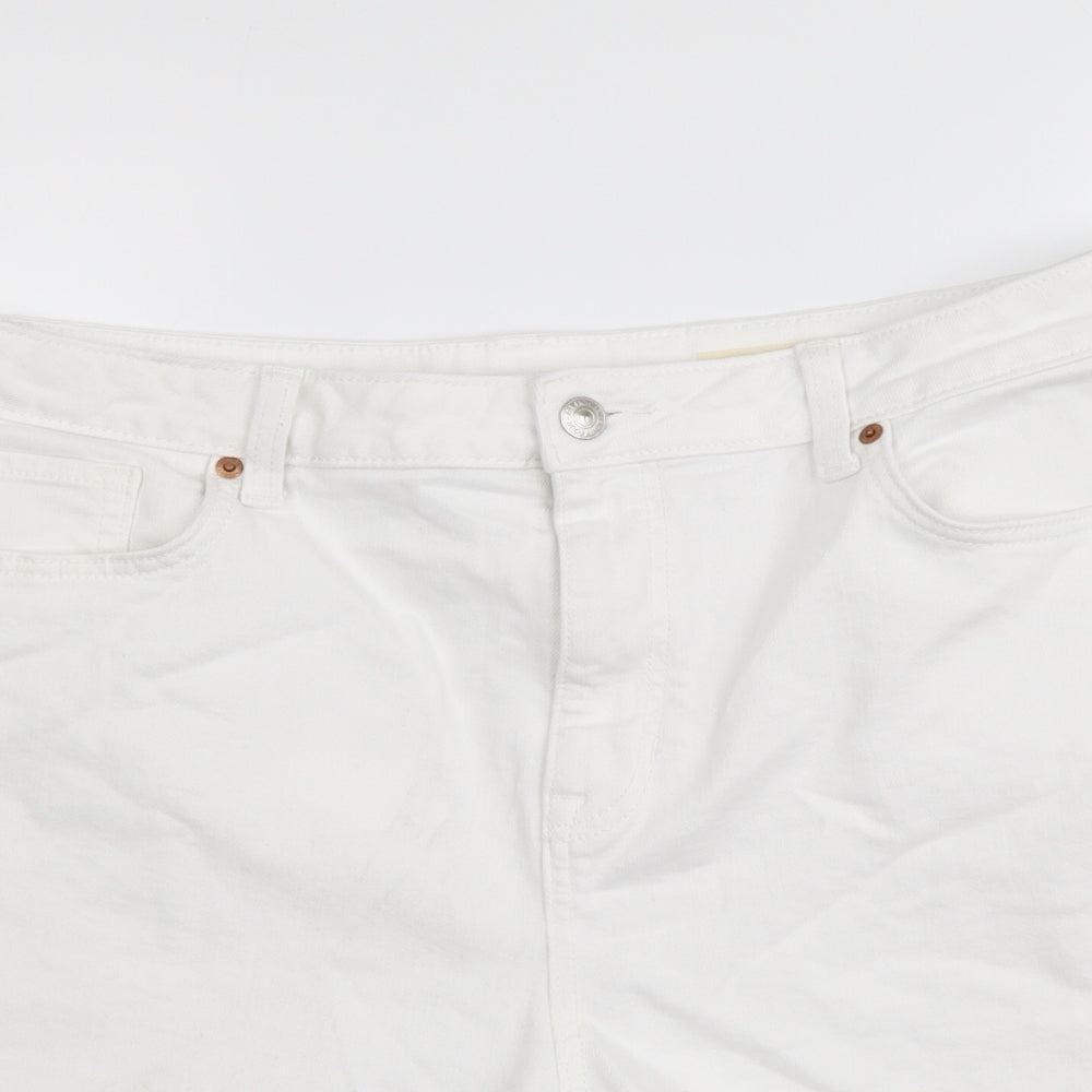 Marks and Spencer Womens White Cotton Mom Shorts Size 18 L4 in Regular Button