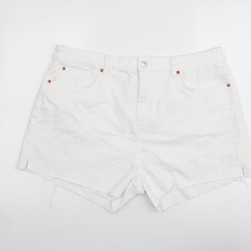 Marks and Spencer Womens White Cotton Mom Shorts Size 20 L4 in Regular Button
