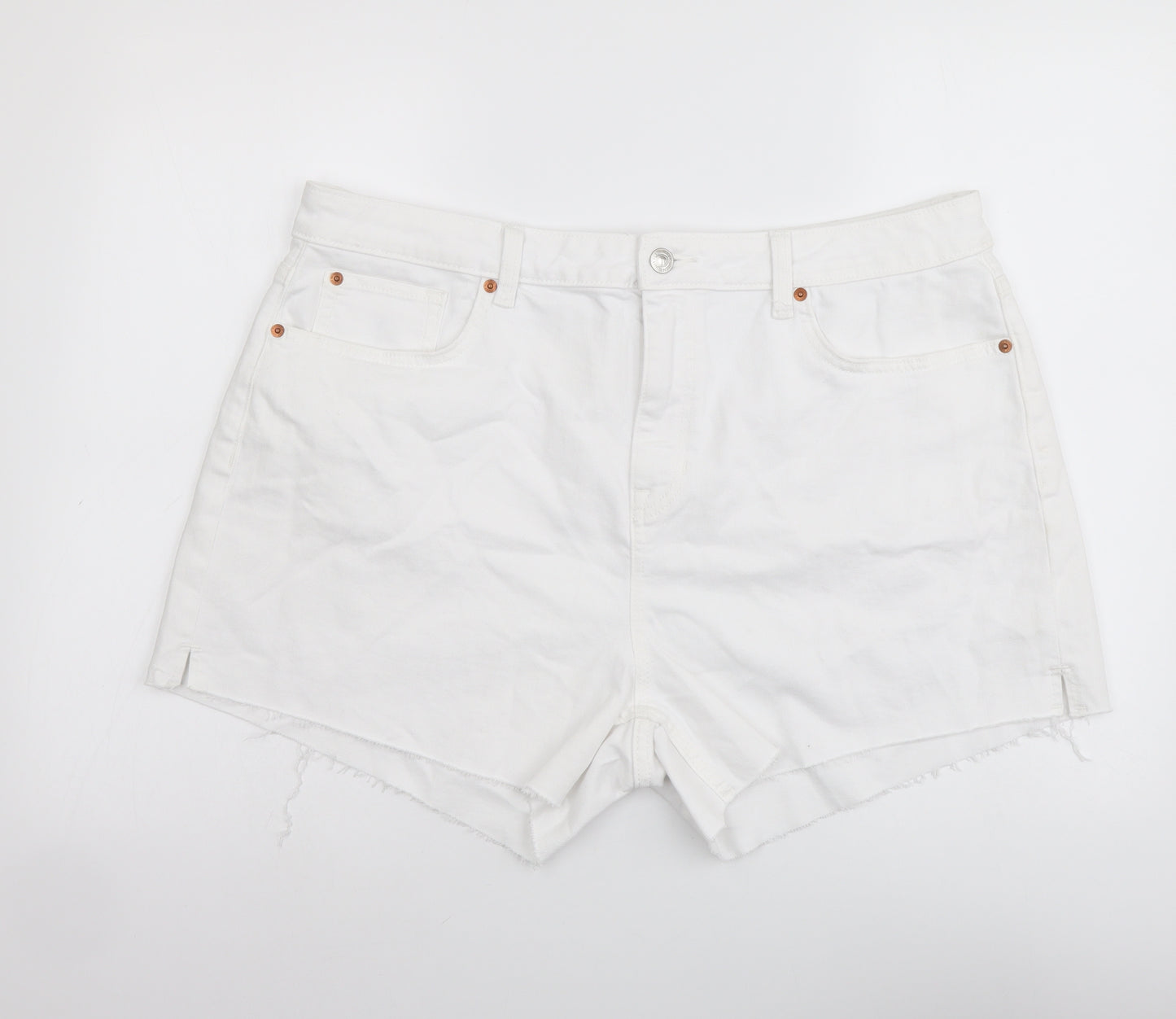 Marks and Spencer Womens White Cotton Mom Shorts Size 20 L4 in Regular Button