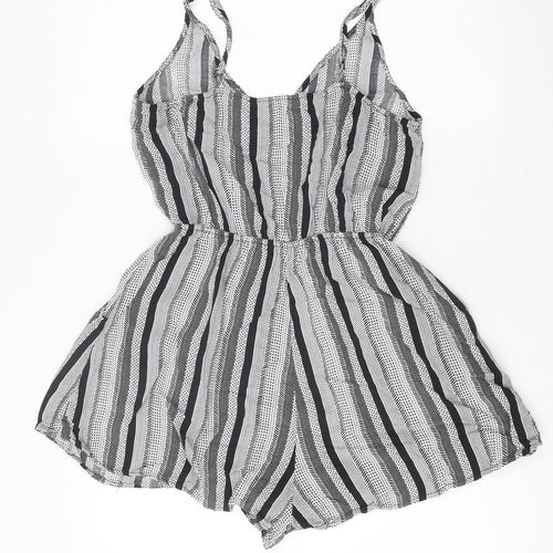 H&M Womens Black Geometric Viscose Romper One-Piece Size 6 L10 in Pullover