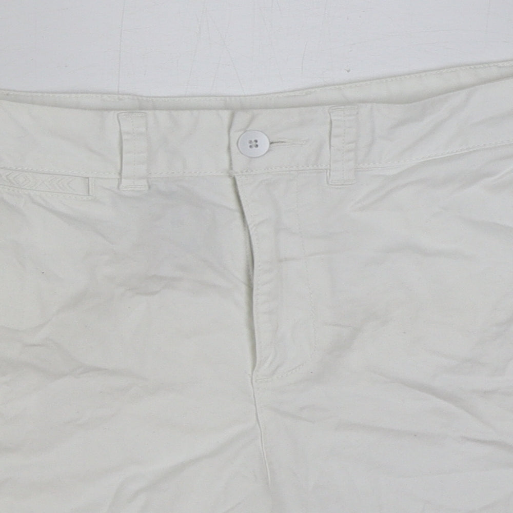 TU Womens White Cotton Bermuda Shorts Size 14 L6 in Regular Button