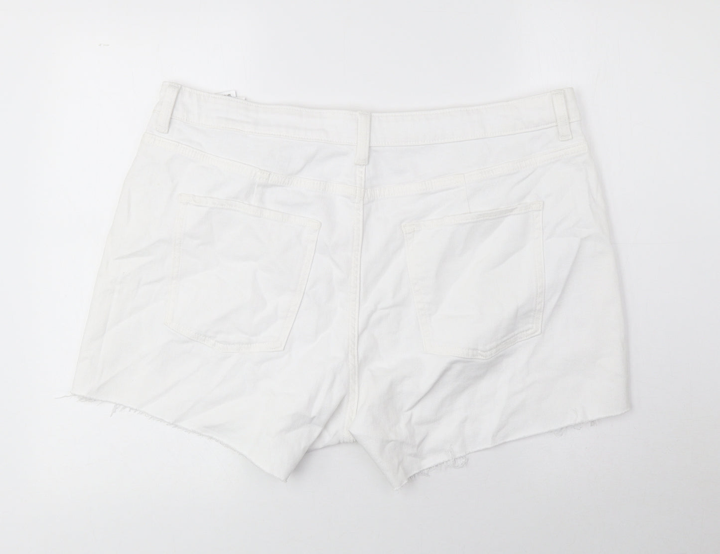 Marks and Spencer Womens White Cotton Mom Shorts Size 20 L3.5 in Regular Button