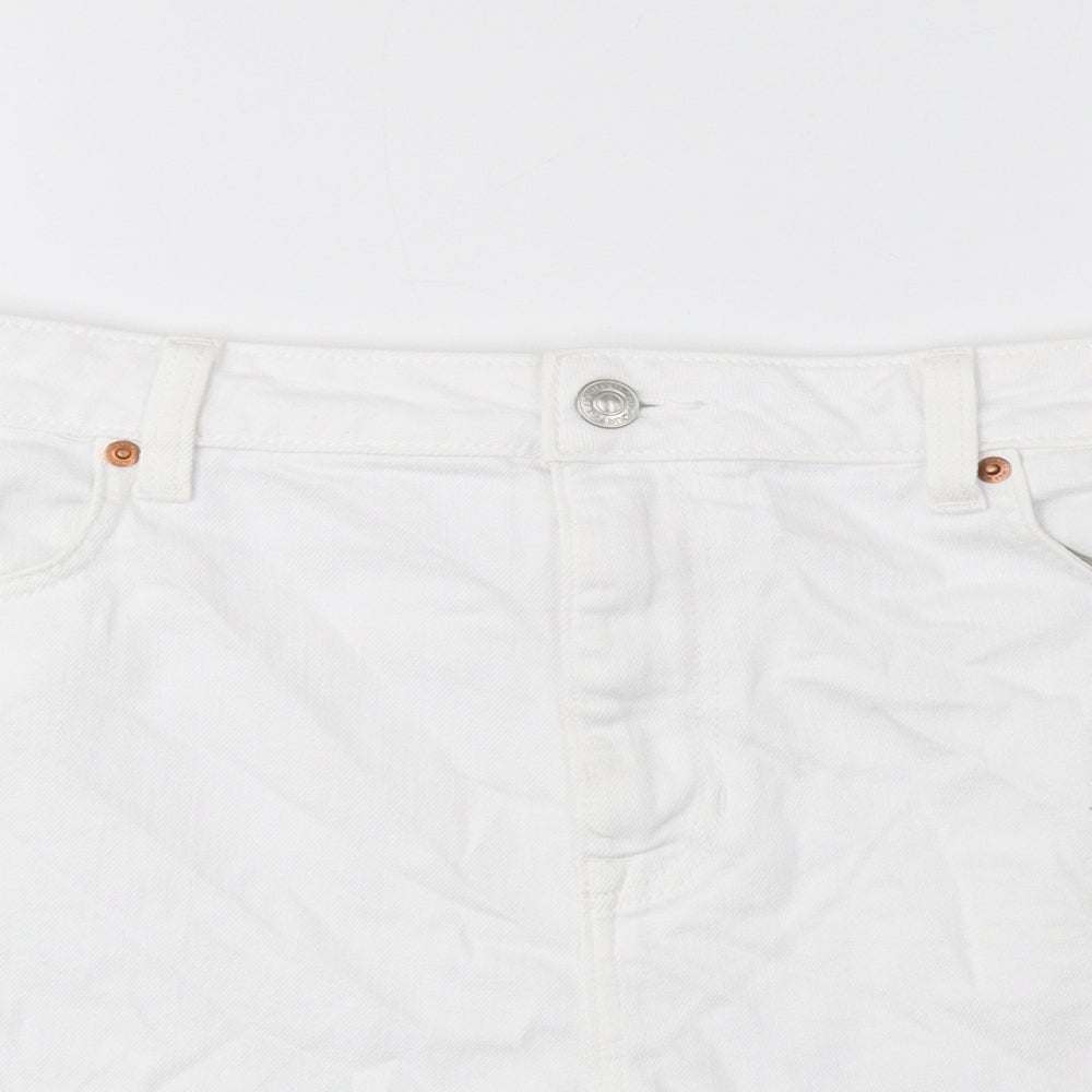 Marks and Spencer Womens White Cotton Mom Shorts Size 20 L3.5 in Regular Button