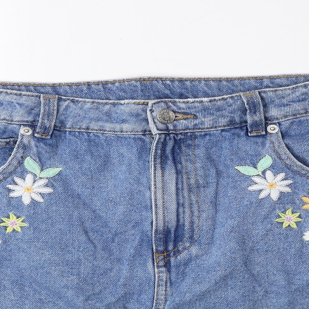 Marks and Spencer Girls Blue Cotton Boyfriend Shorts Size 14-15 Years L4 in Regular Buckle