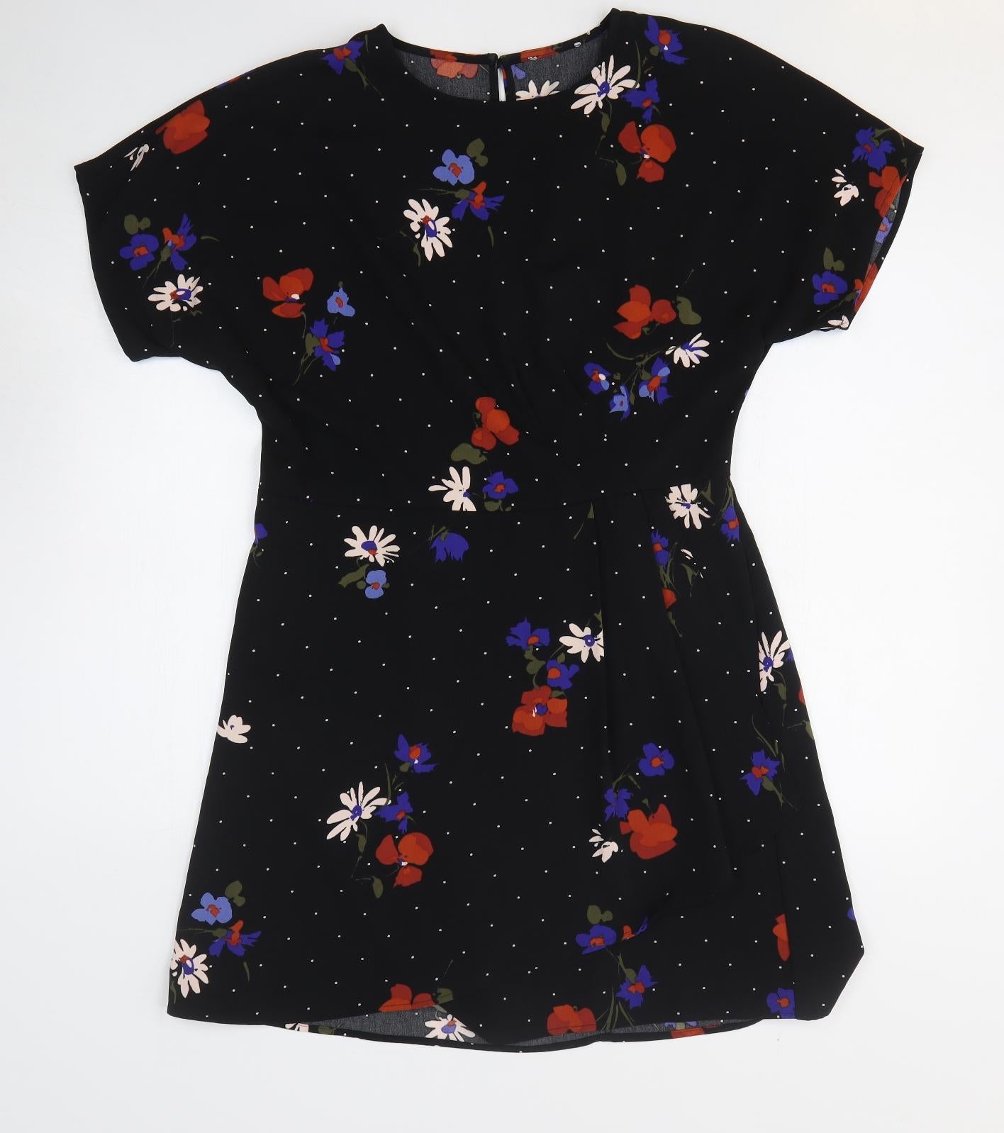 Preworn Womens Black Floral Polyester A-Line Size 12 Round Neck Pullover