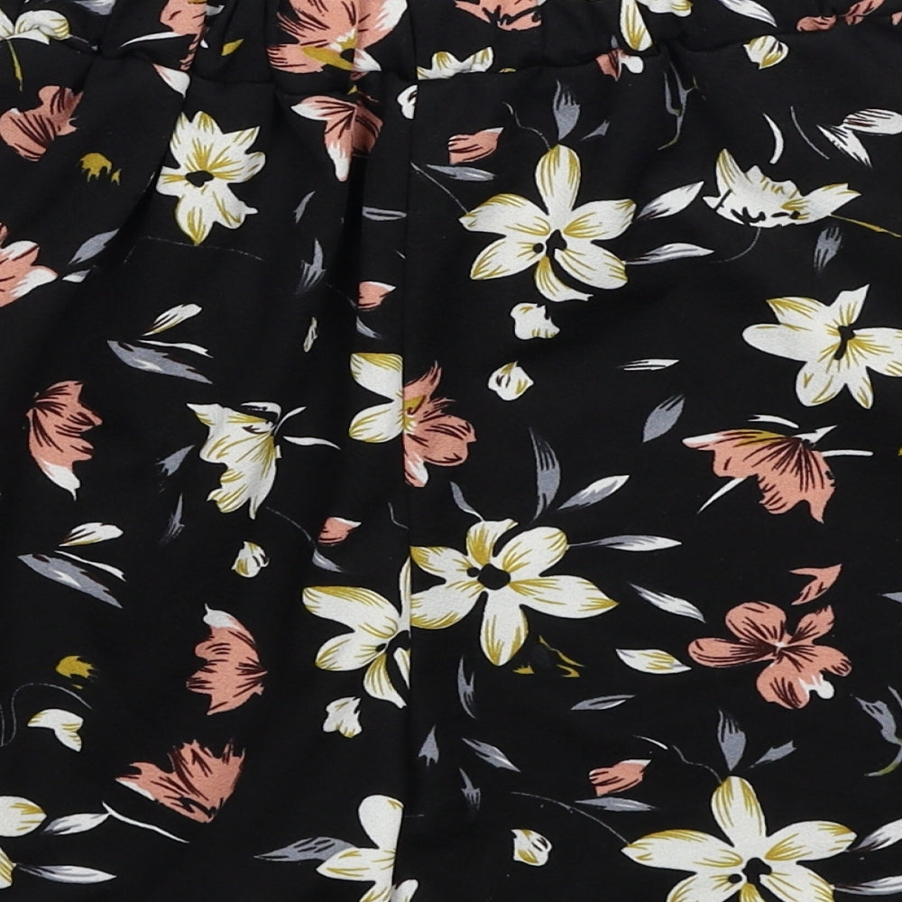 SheIn Womens Black Floral Polyester Culotte Shorts Size M L4 in Regular Pull On