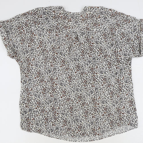 Papaya Womens Ivory Animal Print Viscose Basic Blouse Size 14 V-Neck