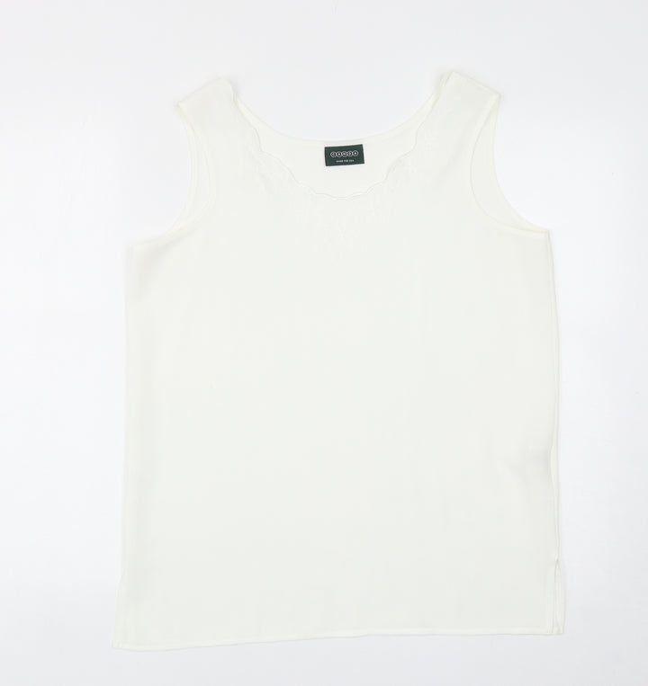 C&A Womens White Polyester Basic Blouse Size 16 Scoop Neck