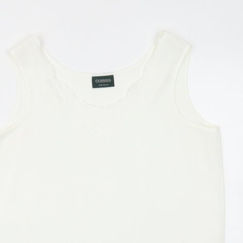 C&A Womens White Polyester Basic Blouse Size 16 Scoop Neck