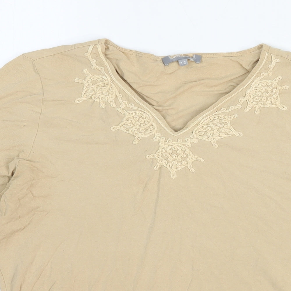 Preworn Womens Beige Polyester Basic T-Shirt Size 12 V-Neck