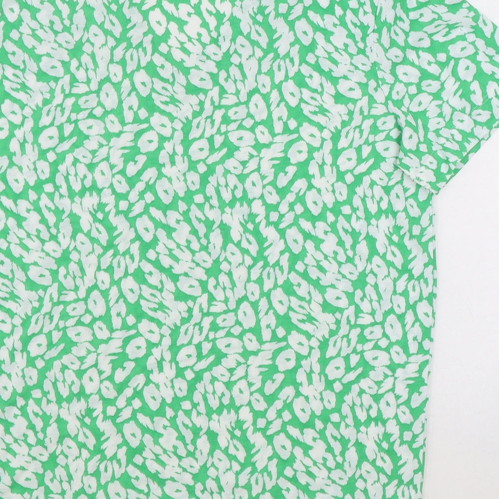 Marks and Spencer Womens Green Animal Print Polyester Basic T-Shirt Size 12 V-Neck - Leopard Print