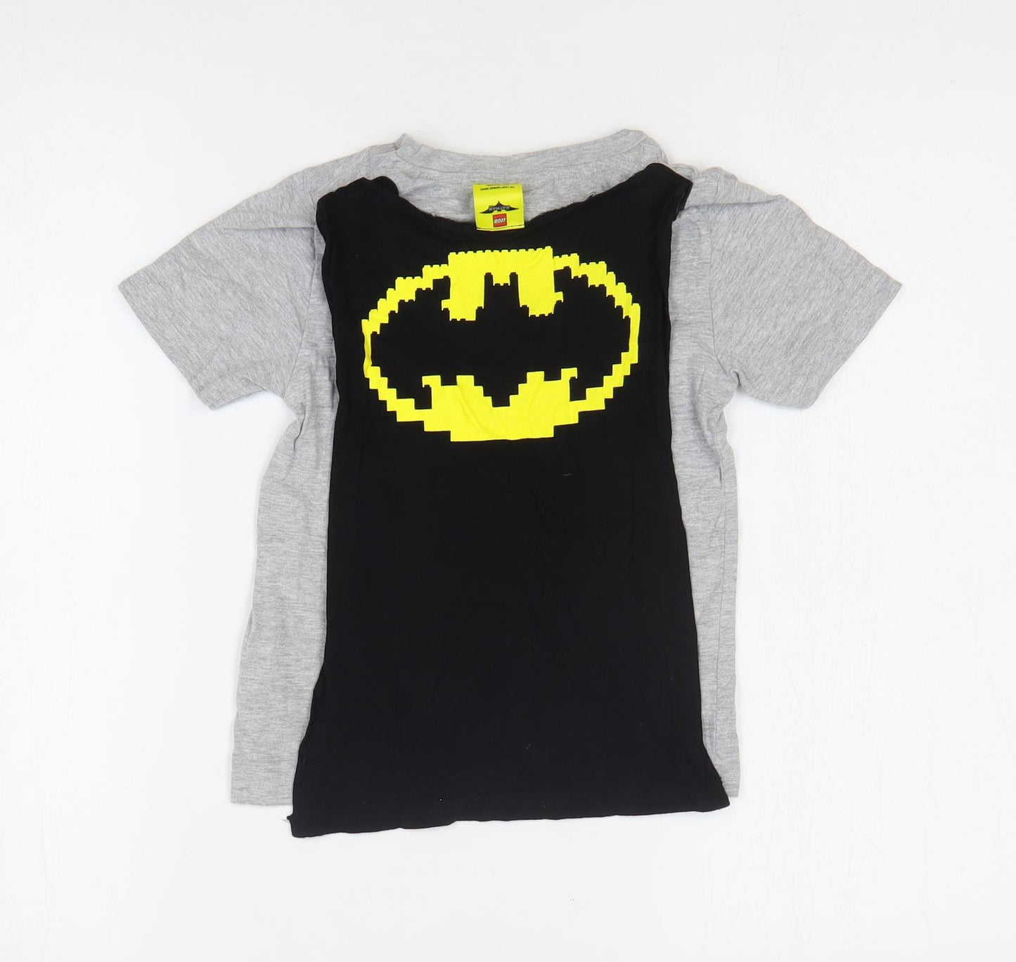 Batman Boys Grey Cotton Basic T-Shirt Size 5-6 Years Round Neck Pullover - Batman Print and cape